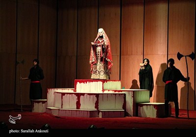 اجرای نمایش آیینی در تالار فرهنگ و هنر کرمان