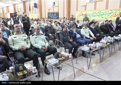 تکریم و معارفه فرماندهان پیشین و جدید انتظامی یزد