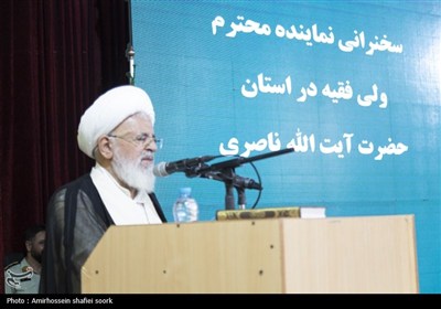 تکریم و معارفه فرماندهان پیشین و جدید انتظامی یزد