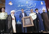 تکریم و معارفه فرماندهان پیشین و جدید انتظامی یزد