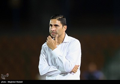 وحید هاشمیان سرمربی تیم فوتبال پرسپولیس