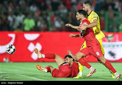 آغاز لیگ بیست‌وپنجم - پرسپولیس ، فجرسپاسی