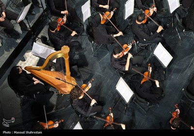 اجرای سمفونیک نامیرا