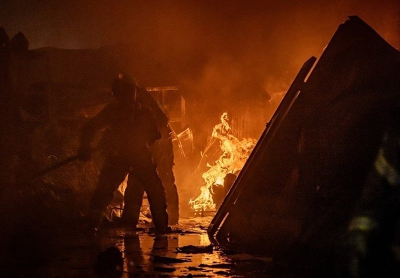 Series of Explosions, Fires Hit Industrial Zones in Central Occupied Palestine