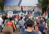 Protesters in Paris Denounce Israeli Genocide, Famine in Gaza