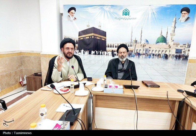همایش روحانیون کاروان‌های عمره برگزار شد؛ تبیین برنامه‌های فرهنگی و آموزشی