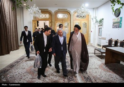 تشرف وزیر کشاورزی پاکستان به حرم حضرت معصومه (س)