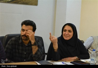 جلسه بررسی مشکلات شرکت ماشین سازی لرستان