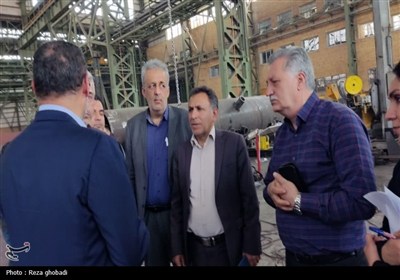 جلسه بررسی مشکلات شرکت ماشین سازی لرستان