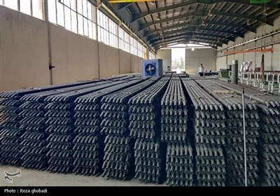 جلسه بررسی مشکلات شرکت ماشین سازی لرستان