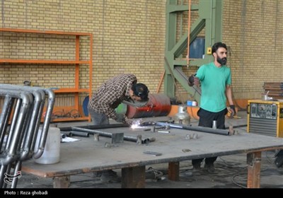 جلسه بررسی مشکلات شرکت ماشین سازی لرستان