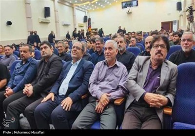 آیین تجلیل از پیرغلامان و خادمان حسینی بوشهری