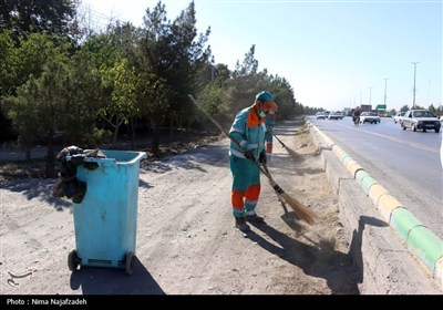 پاکسازی محورهای ورودی مشهد برای استقبال از زائران پیاده