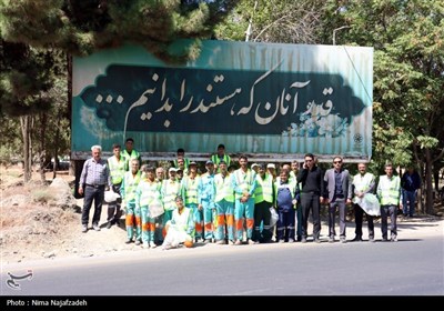پاکسازی محورهای ورودی مشهد برای استقبال از زائران پیاده