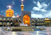 سوگ هشتمین خورشید امامت؛ زائران در حرم امام رضا(ع) اشک ماتم میریزند