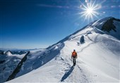 سقوط و فوت کوهنورد حادثه دیده در قله دماوند