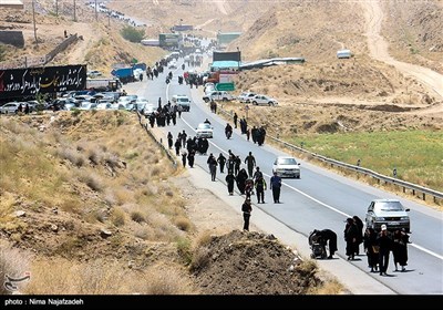 زائران رضوی در جاده امام رضا (ع) - 2