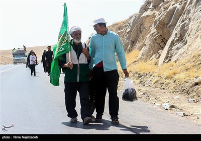 زائران رضوی در جاده امام رضا (ع) - 2