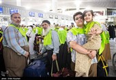Umrah Pilgrims Leave Iran for Saudi Arabia