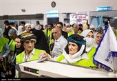 Umrah Pilgrims Leave Iran for Saudi Arabia