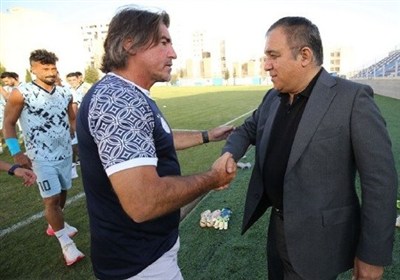 استقلال،هواداران،بازيكنان،كادرفني،بگذاريم،روزها