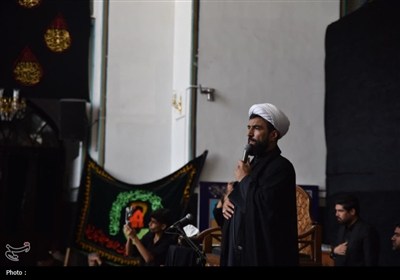 عزاداری گلستانی‌ها در صحن گوهرشاد