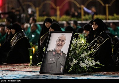 آیین خطبه خوانی شب شهادت امام رضا(ع) در حرم مطهر رضوی