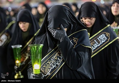 آیین خطبه خوانی شب شهادت امام رضا(ع) در حرم مطهر رضوی
