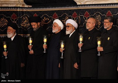 آیین خطبه خوانی شب شهادت امام رضا(ع) در حرم مطهر رضوی