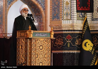 آیین خطبه خوانی شب شهادت امام رضا(ع) در حرم مطهر رضوی