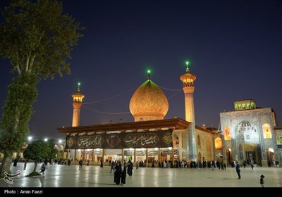 حرم مطهر شاهچراغ (ع) در سوگ امام رضا (ع) غرق در ماتم و عزا شد