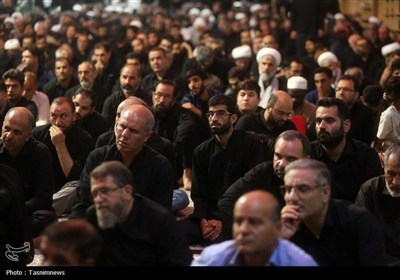 عزاداری زائران حرم خواهر خورشید هشتم در سوگ امام رئوف