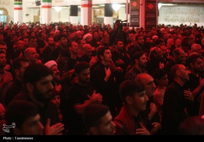 عزاداری زائران حرم خواهر خورشید هشتم در سوگ امام رئوف