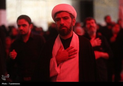 عزاداری زائران حرم خواهر خورشید هشتم در سوگ امام رئوف