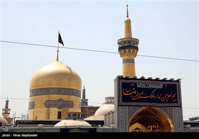 حال و هوای حرم مطهر رضوی در شب شهادت امام رضا(ع)