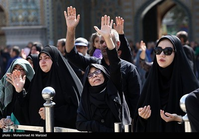 دسته عزاداری خادمان حرم حضرت معصومه (س) به مناسبت شهادت امام رضا(ع)