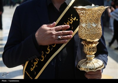 دسته عزای خادمان کریمه اهل بیت(س) در روز شهادت امام رضا(ع)