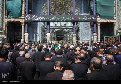 دسته عزای خادمان کریمه اهل بیت(س) در روز شهادت امام رضا(ع)