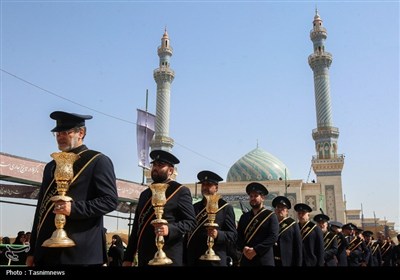 دسته عزای خادمان کریمه اهل بیت(س) در روز شهادت امام رضا(ع)