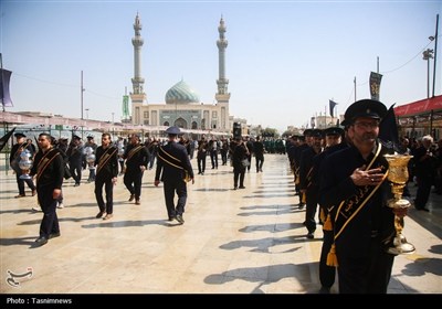 دسته عزای خادمان کریمه اهل بیت(س) در روز شهادت امام رضا(ع)