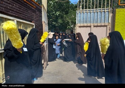 خدمت رسانی در قلب مسیر پیاده روی به مشهد الرضا(ع)