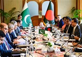 Pakistan FM Holds Talks with Bangladeshi Officials during ‘Historic’ Visit