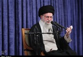 Верховный лидер Ирана отвергает иранскую концепцию «подчинения» США и предупреждает о заговорах, сеющих раскол
