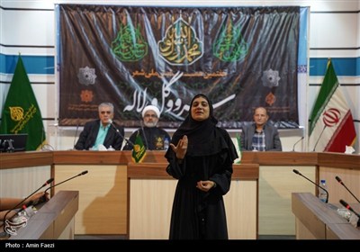 هفتمین همایش ملی شعر &#171;سرو و گل و لاله&#187;، در حرم شاهچراغ (ع)