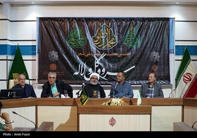 هفتمین همایش ملی شعر &#171;سرو و گل و لاله&#187;، در حرم شاهچراغ (ع)