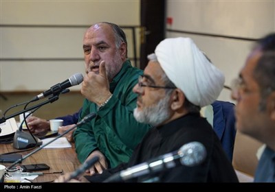 هفتمین همایش ملی شعر &#171;سرو و گل و لاله&#187;، در حرم شاهچراغ (ع)