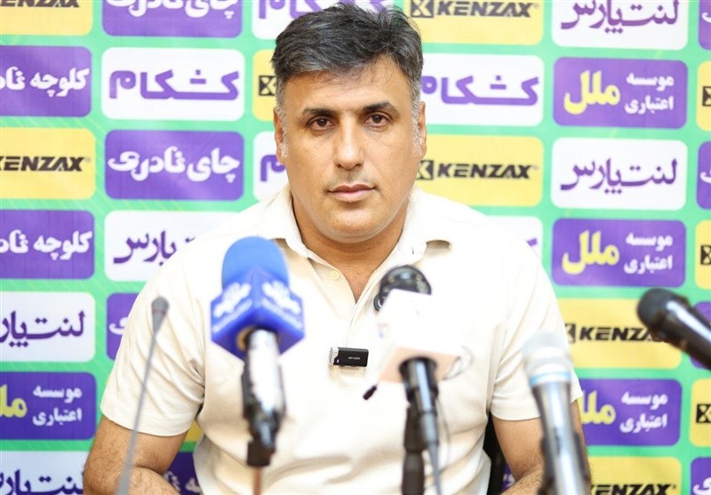 خلیفه اصل: شاید قرارداد یک بازیکن استقلال به اندازه بودجه ما باشد / در شهرمان غریب هستیم