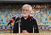 جلیلی: همه وظیفه داریم به دولت کمک کنیم/ رشد اقتصادی 8 درصد میخواهیم