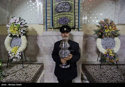 شام غریبان شهادت امام رضا (ع) در حرم رضوی