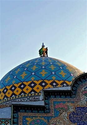 آئین تعویض پرچم آستان مقدس امامزاده حسین(ع) قزوین